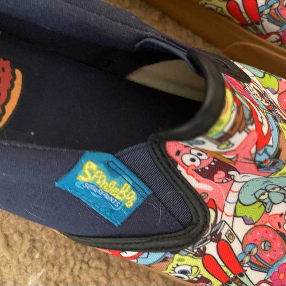 SpongeBob Square pants slip-on “The Krusty Krab”. - Picture 3 of 7
